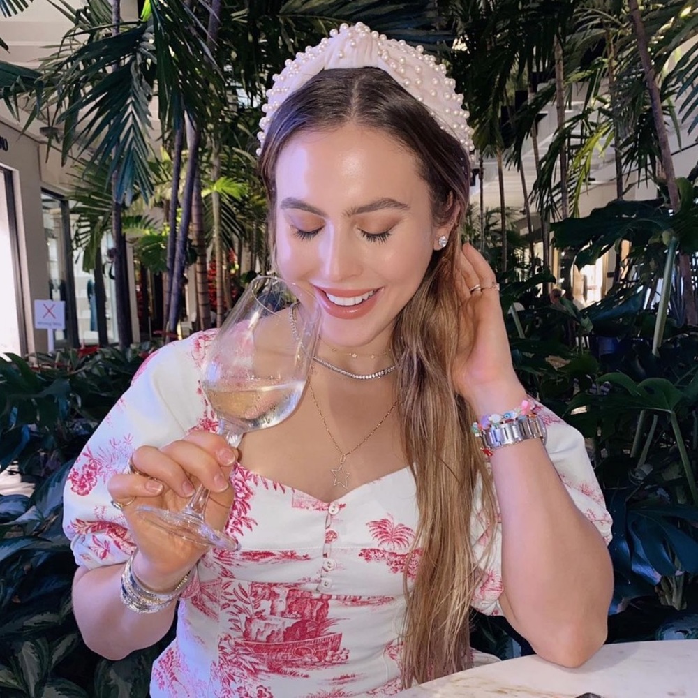 BNWT Lele Sadoughi // Ivory Graphite Velvet Pearl